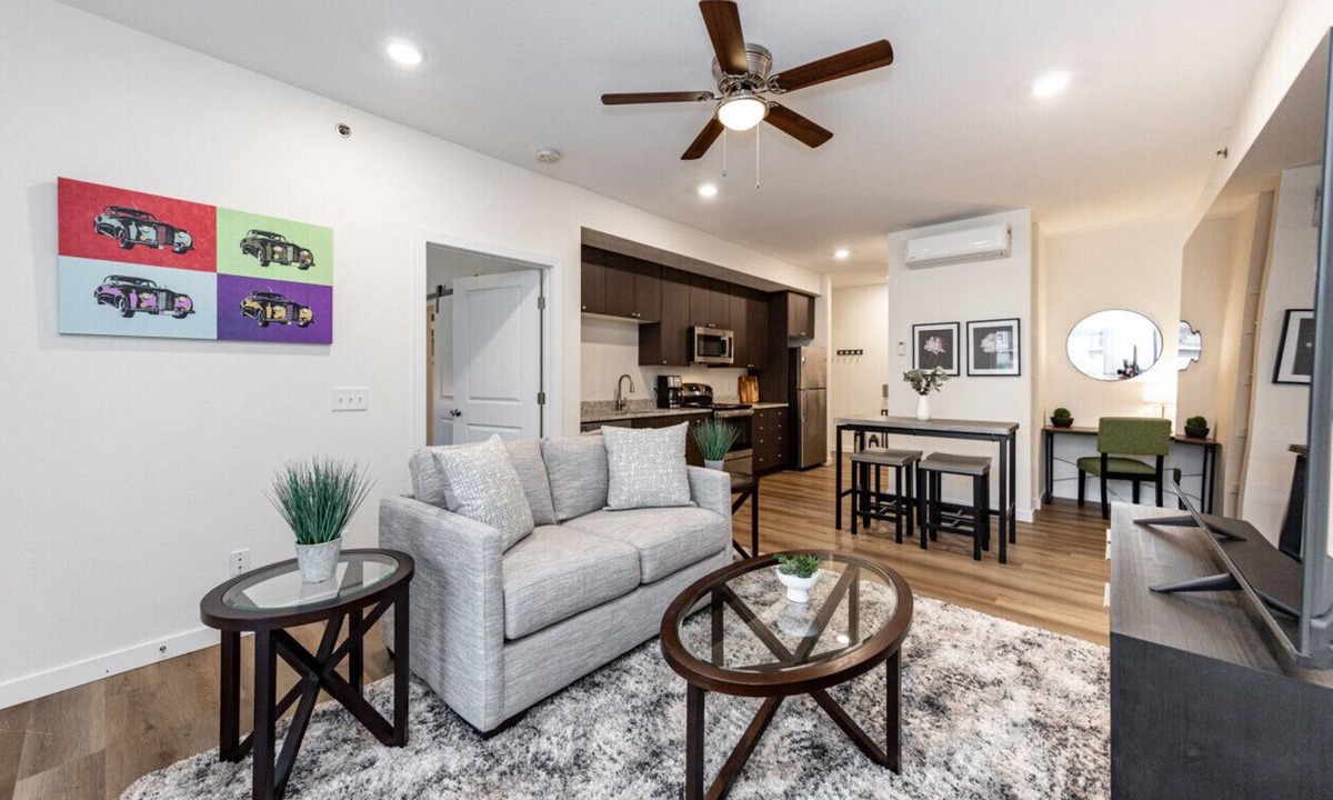 Mountain Shadows Apartment | 1 BD, Cozy Luxury with Mountain Views just minutes from Garden of Gods