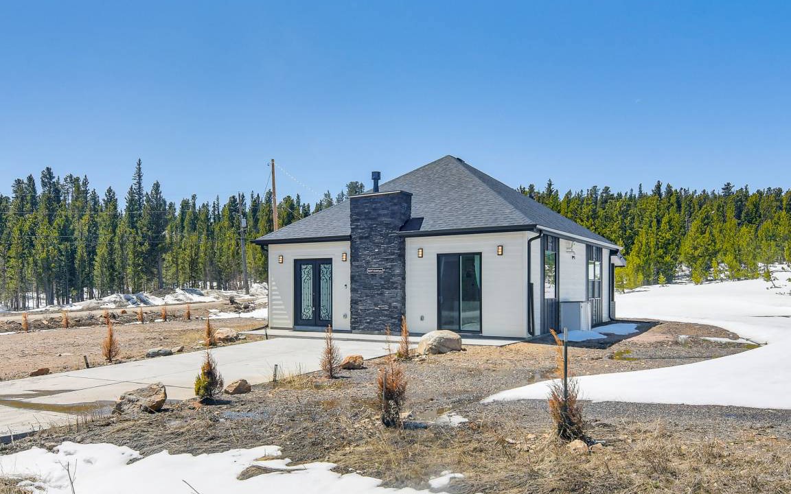 Saint Mary's Cottage | 101 m² Cabin ∙ 2 bedrooms ∙ 4 guests
