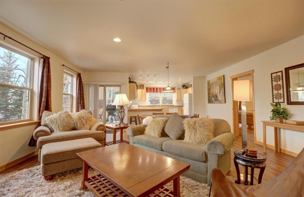 Streamside Lane | Frisco