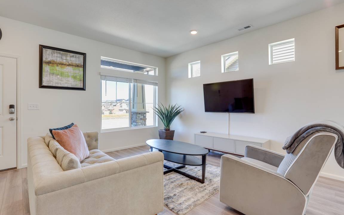 Commerce City Apartment | 111 m² Apartment ∙ 2 bedrooms ∙ 4 guests