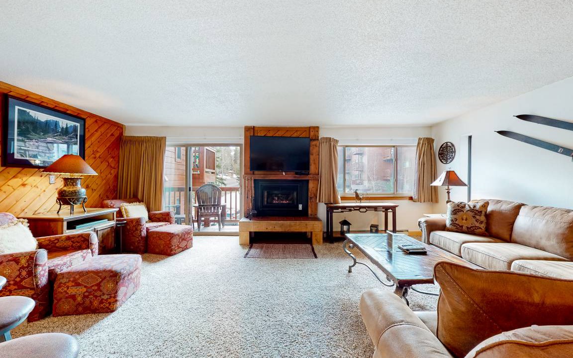 Four O'Clock Condo | 112 m² Condo ∙ 2 bedrooms ∙ 6 guests