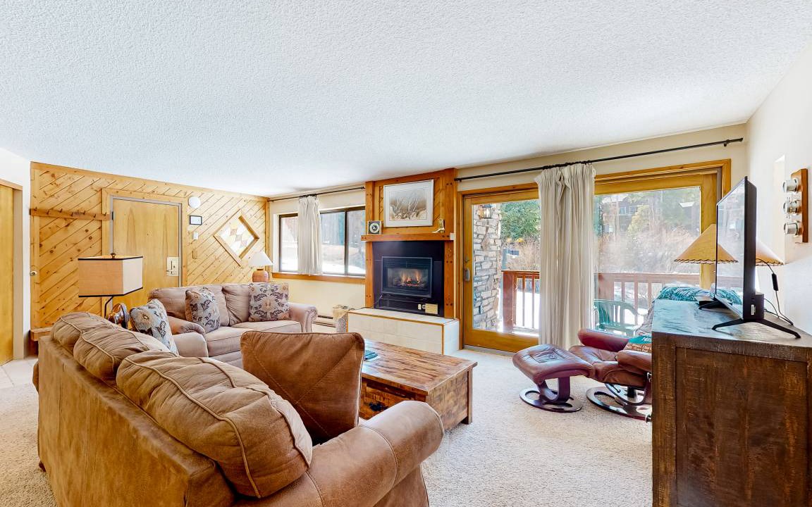 Four O'Clock Condo | 112 m² Condo ∙ 2 bedrooms ∙ 6 guests