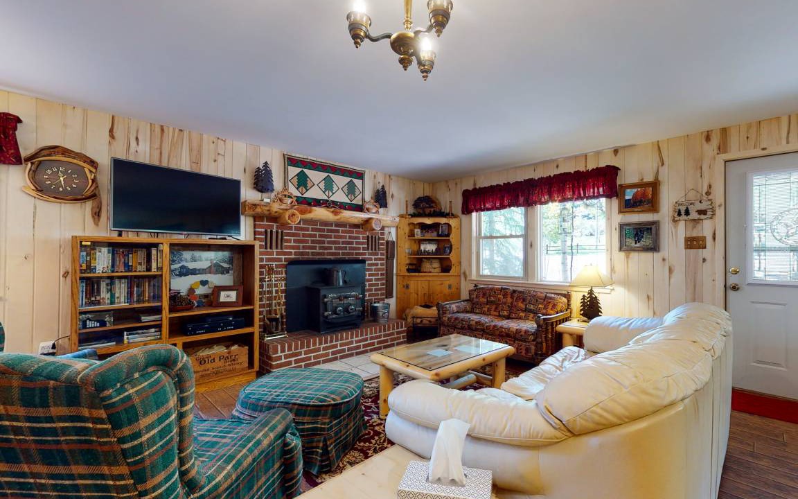 Ponderosa Pines Cabin | 116 m² Cabin ∙ 3 bedrooms ∙ 10 guests