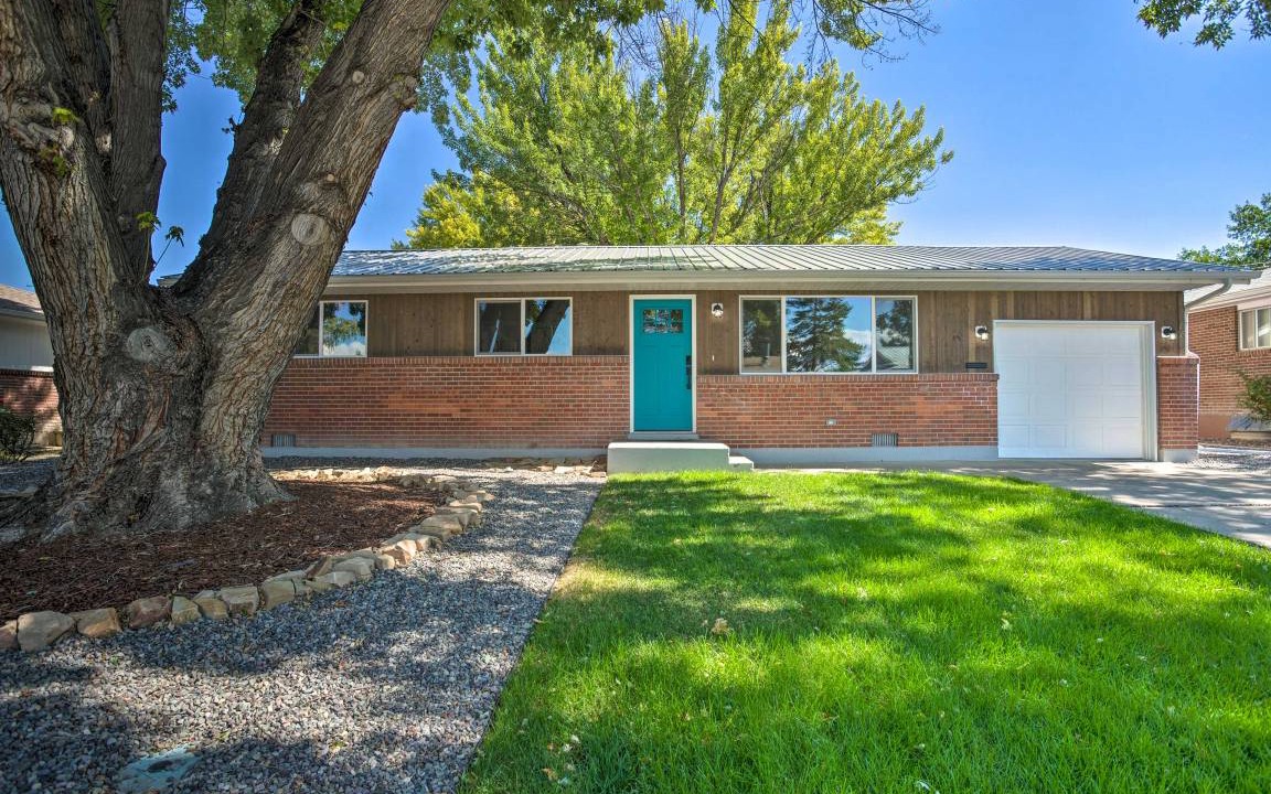 Montrose House | 119 m² House ∙ 3 bedrooms ∙ 9 guests