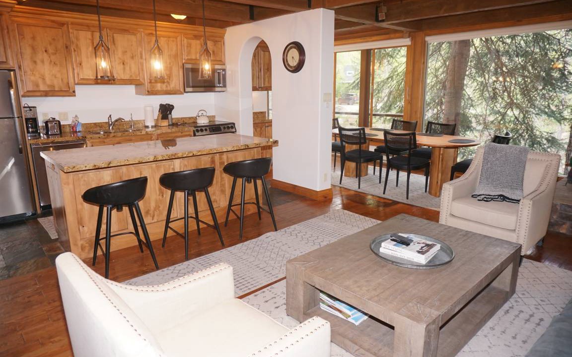 Aspen Condo | 130 m² Condo ∙ 3 bedrooms ∙ 6 guests
