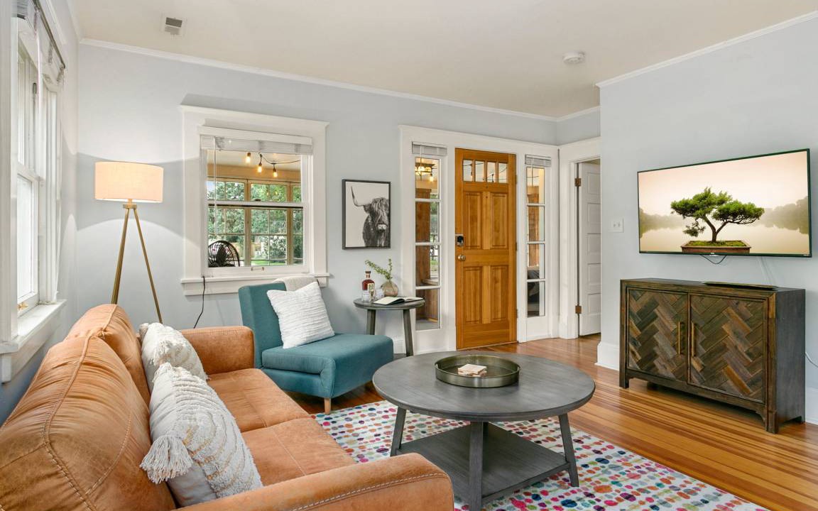 University Park House | 130 m² House ∙ 2 bedrooms ∙ 5 guests