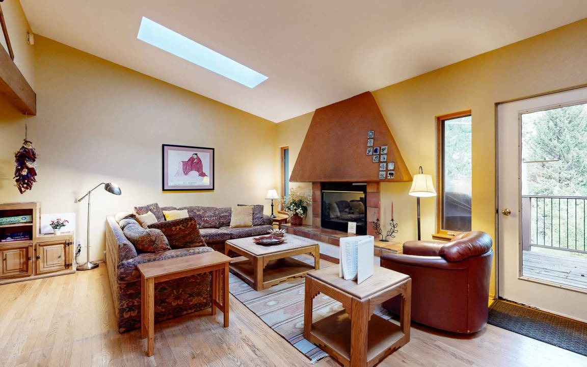 Intermountain House | 137 m² House ∙ 3 bedrooms ∙ 7 guests