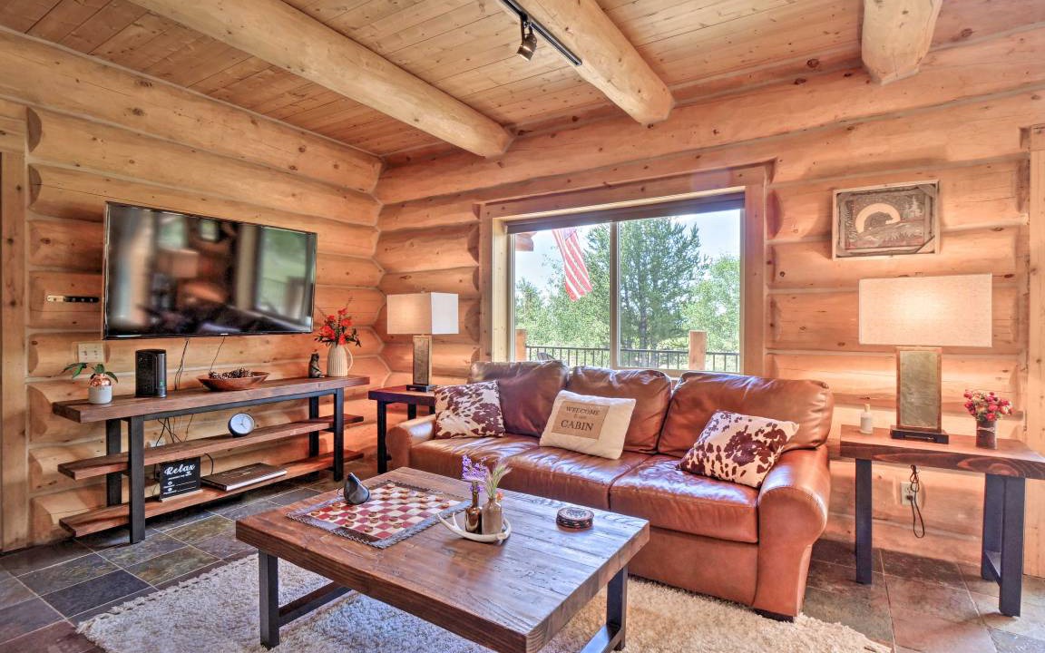 Warm Springs House | 146 m² House ∙ 2 bedrooms ∙ 6 guests