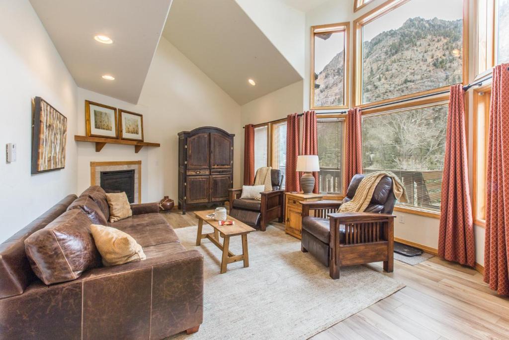 Ouray House | 1490OAK Grandview Condo