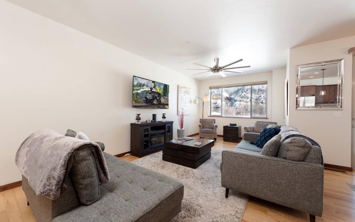 Durango House | 177 m² House ∙ 3 bedrooms ∙ 8 guests
