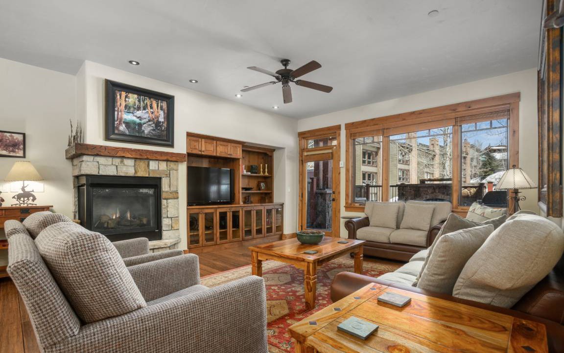 Steamboat Springs Condo | 195 m² Condo ∙ 4 bedrooms ∙ 10 guests
