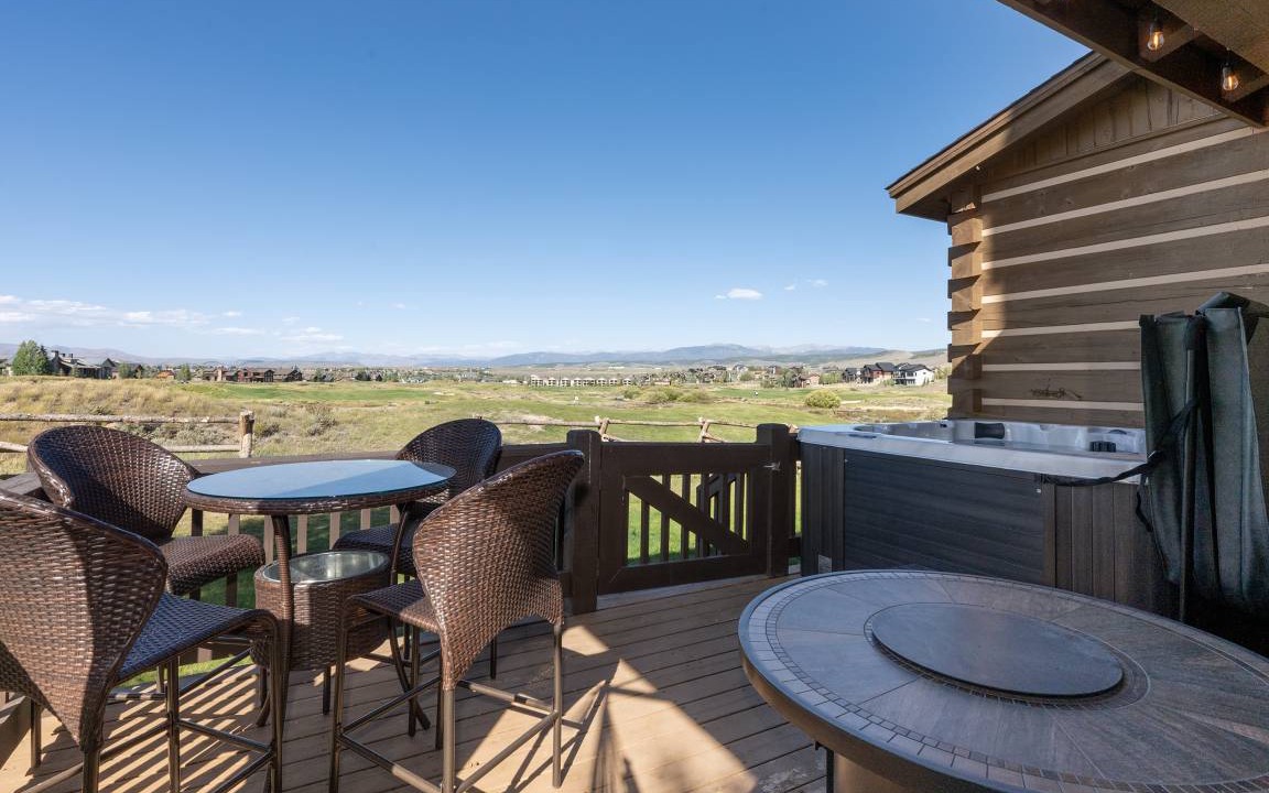 Grand Elk Ranch Cabin | 199 m² Cabin ∙ 3 bedrooms ∙ 8 guests