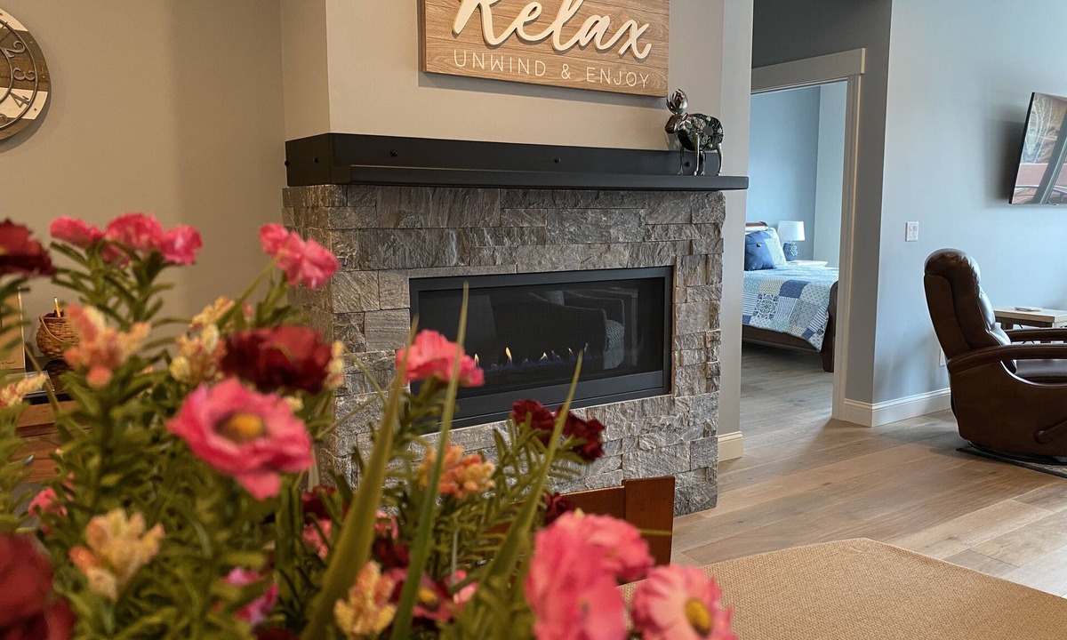 Grand Lake Condo | 2 Bedroom Condo on the Boardwalk in downtown Grand Lake
