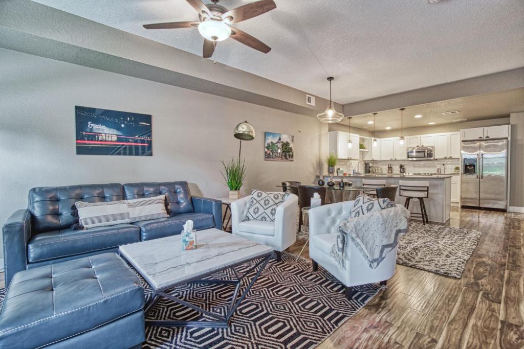 Old Town North House | 2 Bedroom townhome, super close to downtown FC!