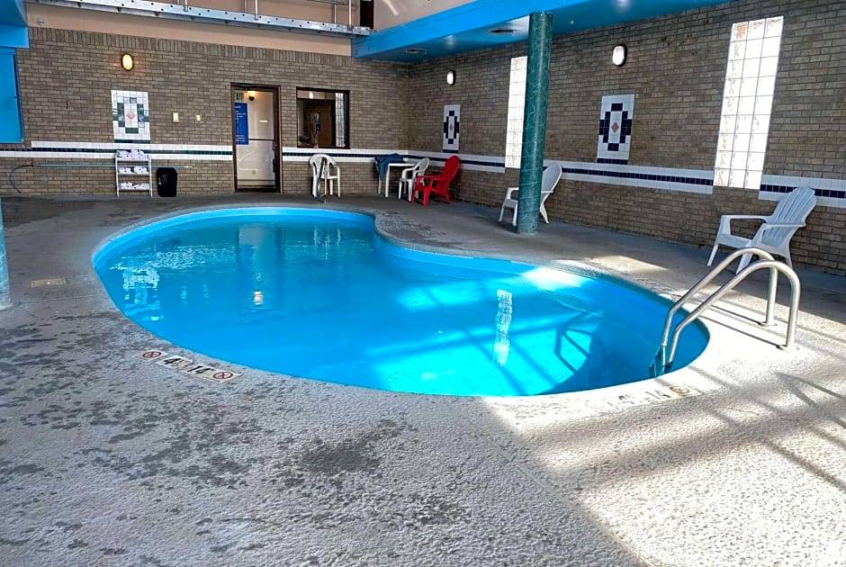 Gunnison Hotel | 2-Star Hotel ∙ Wingate by Wyndham Gunnison Near Western Colorado University