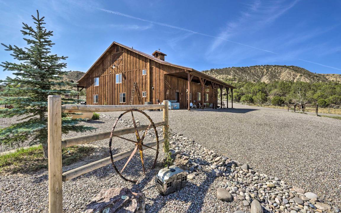 Montrose House | 204 m² House ∙ 2 bedrooms ∙ 9 guests