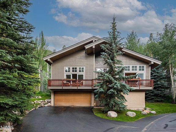 Intermountain House | 211 m² House ∙ 3 bedrooms ∙ 8 guests