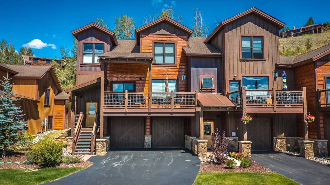 South Forty House | 211 m² House ∙ 3 bedrooms ∙ 8 guests