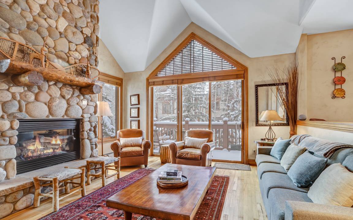 Edwards House | 211 m² House ∙ 4 bedrooms ∙ 10 guests