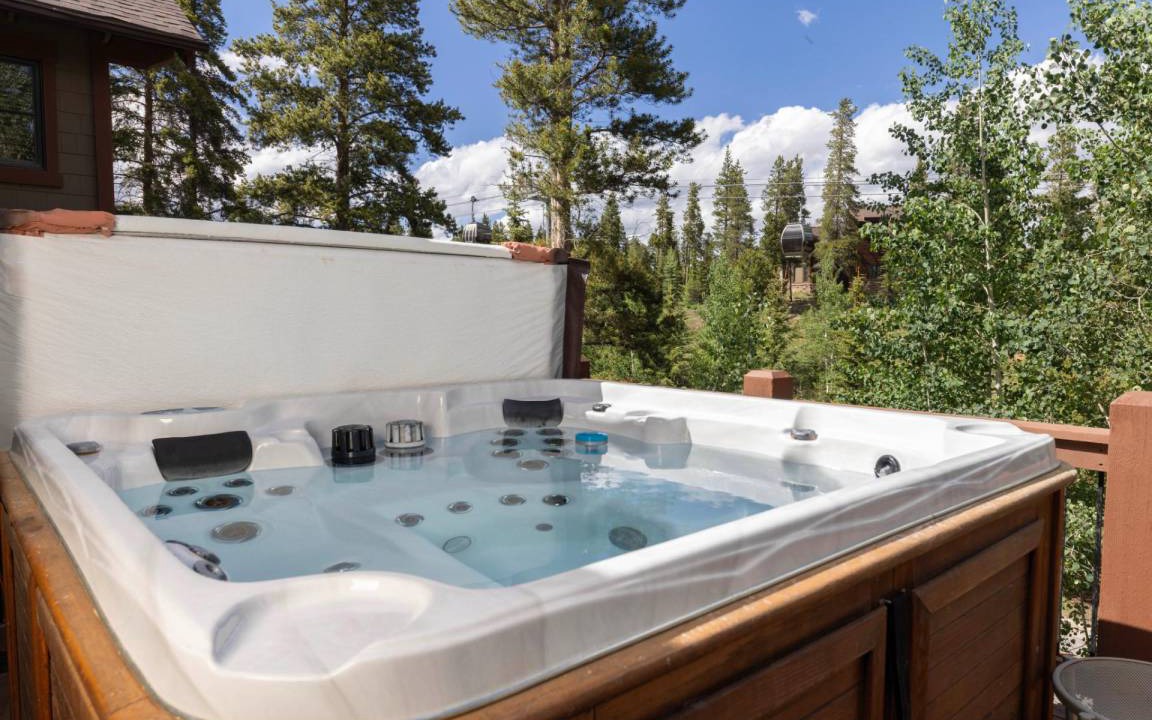 Peak 8 House | 217 m² House ∙ 4 bedrooms ∙ 9 guests