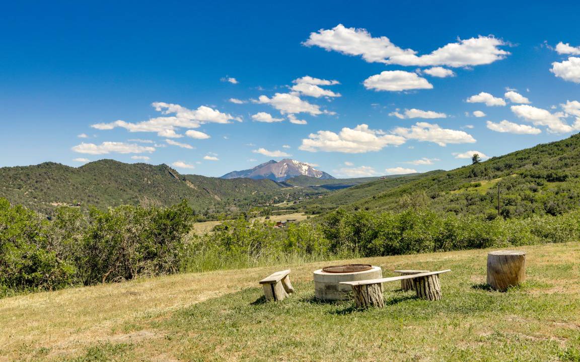 Glenwood Springs House | 232 m² House ∙ 3 bedrooms ∙ 8 guests