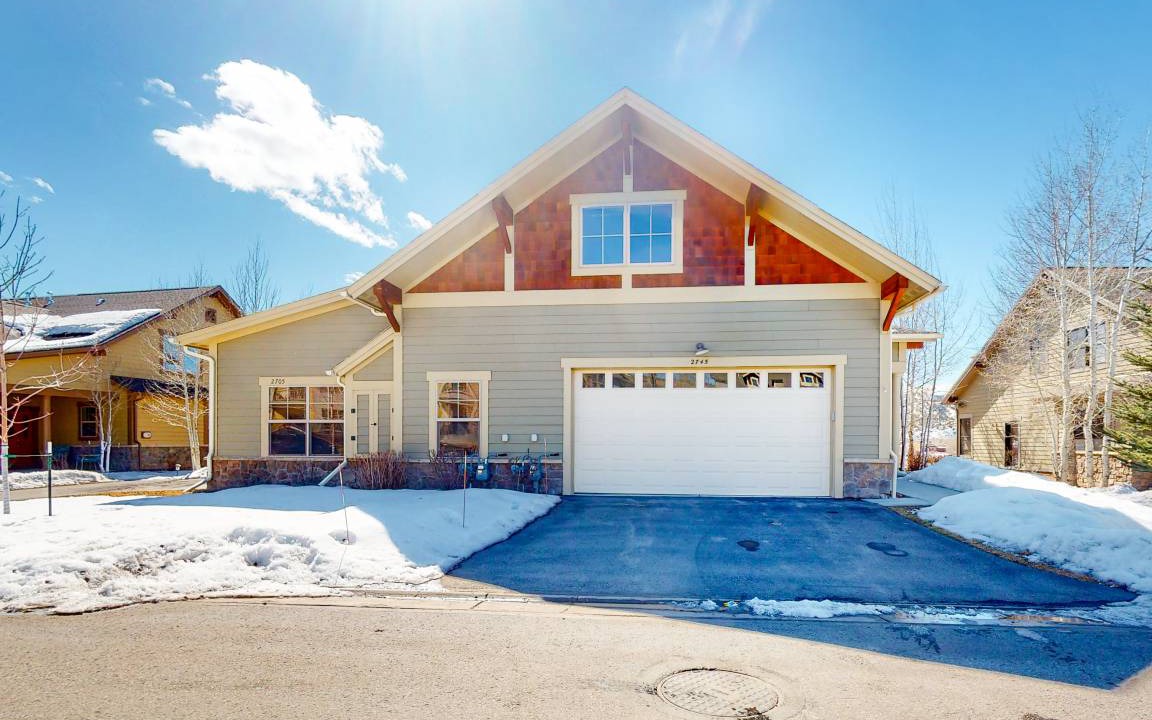 Eagle House | 232 m² Maisonette ∙ 4 bedrooms ∙ 10 guests
