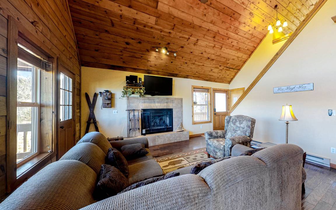 Cripple Creek House | 237 m² House ∙ 4 bedrooms ∙ 11 guests