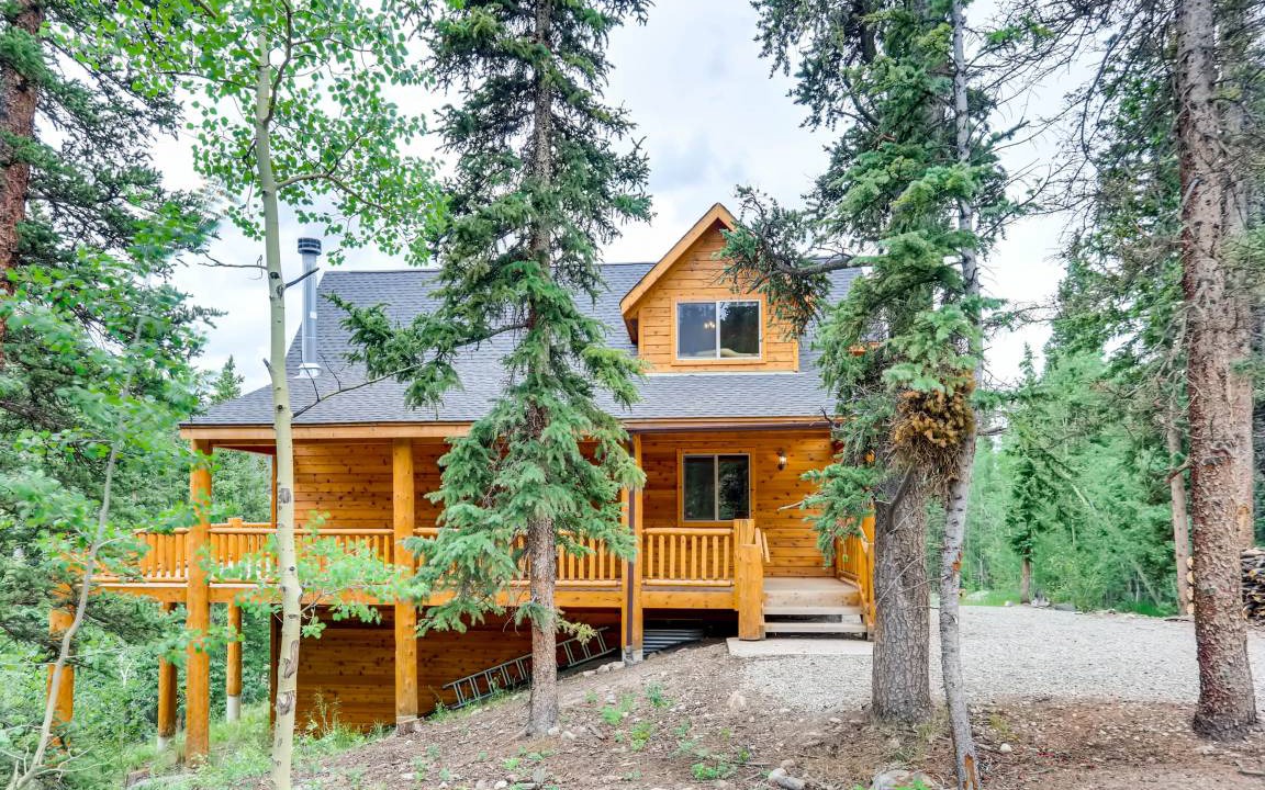 Alma Cabin | 238 m² Cabin ∙ 4 bedrooms ∙ 8 guests
