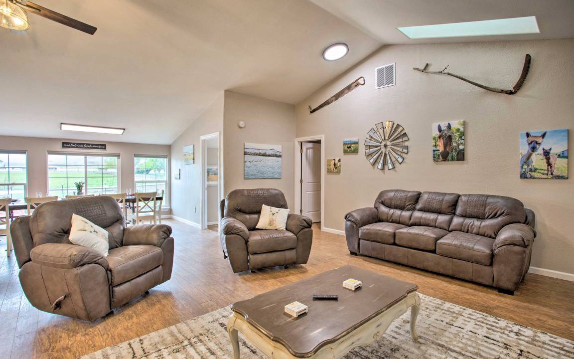 Fruitvale House | 241 m² House ∙ 3 bedrooms ∙ 16 guests