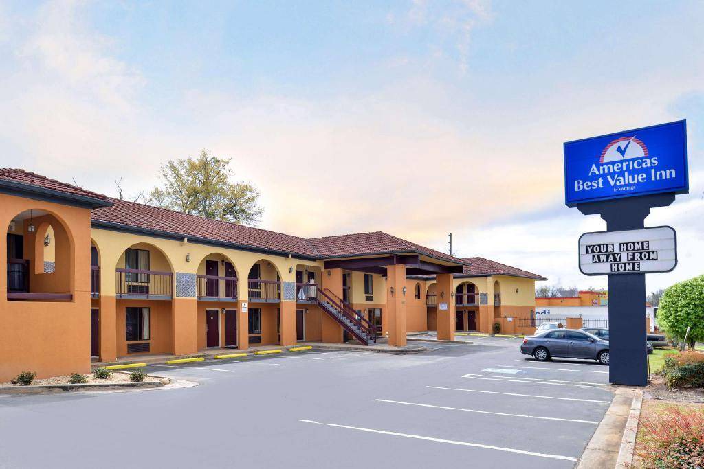 Dupont Hotel | 25 m² Hotel ∙ 127 guests