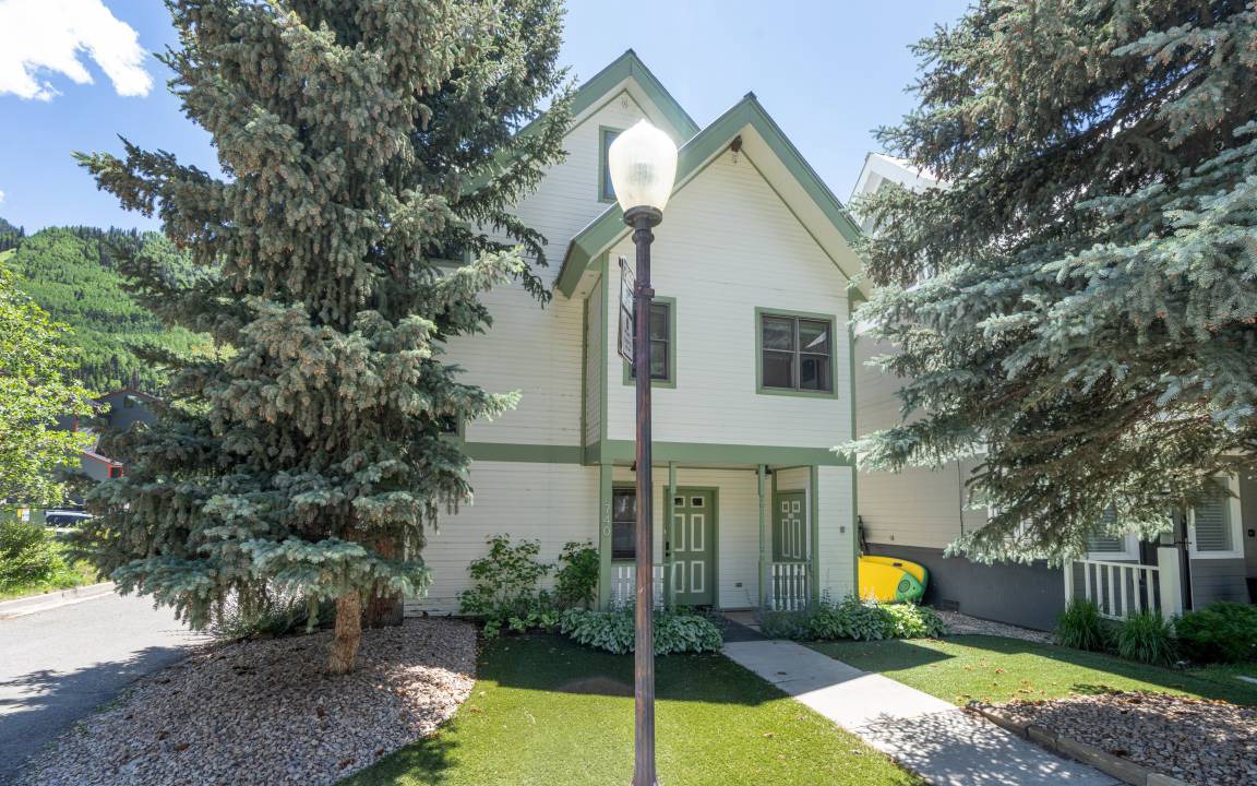 Telluride House | 256 m² House ∙ 4 bedrooms ∙ 10 guests