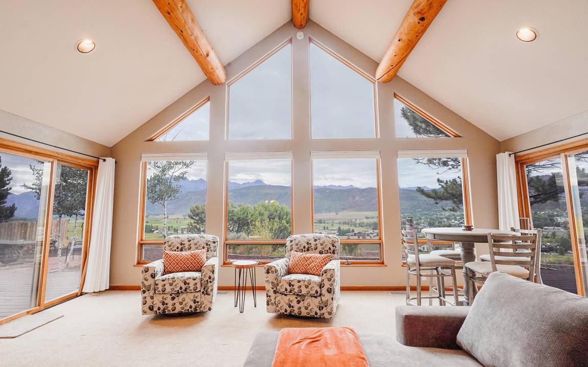 Ridgway House | 258 m² House ∙ 3 bedrooms ∙ 8 guests