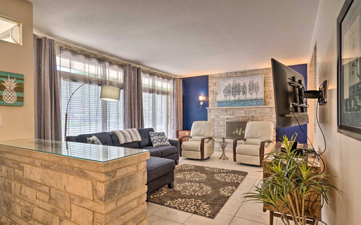 Skyway House | 260 m² House ∙ 3 bedrooms ∙ 6 guests