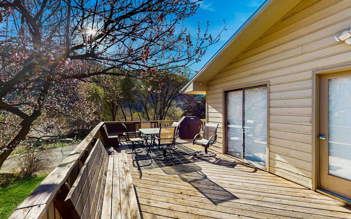 Glenwood Springs House | 279 m² House ∙ 4 bedrooms ∙ 8 guests