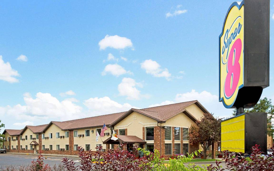 Longmont Hotel | 28 m² Hotel ∙ 127 guests