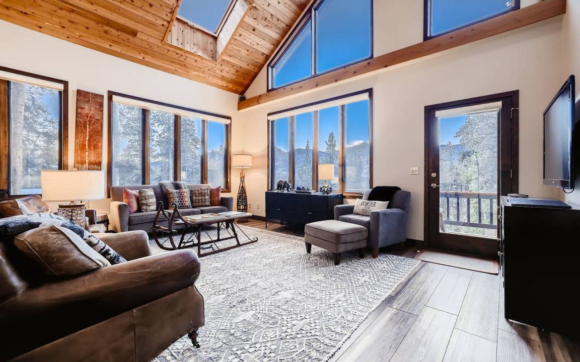 Forest Hills House | 288 m² House ∙ 3 bedrooms ∙ 8 guests