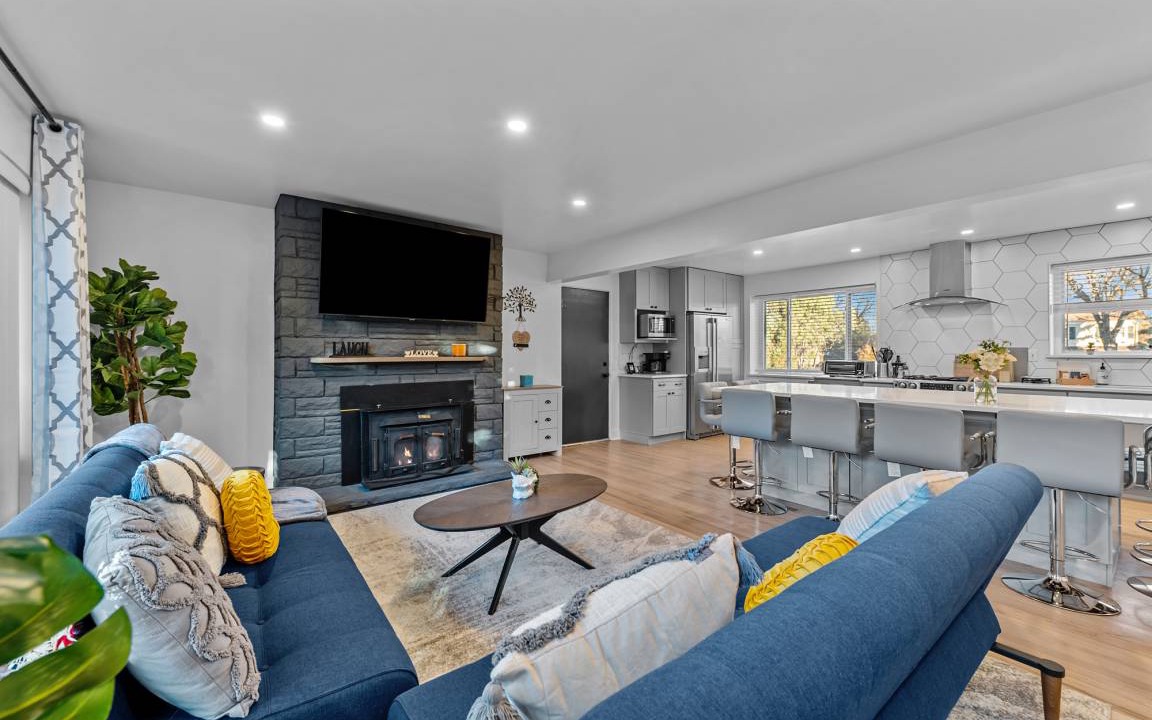 Mid-Lakewood House | 290 m² House ∙ 7 bedrooms ∙ 16 guests
