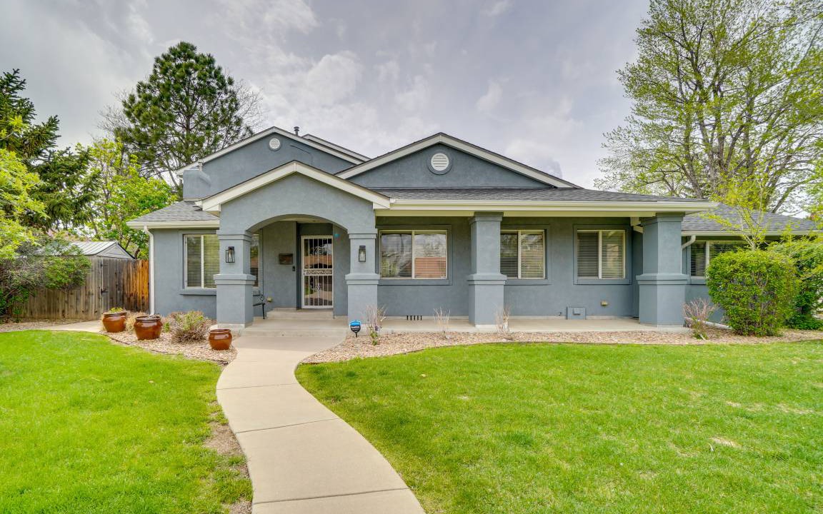 University Hills House | 296 m² House ∙ 5 bedrooms ∙ 10 guests