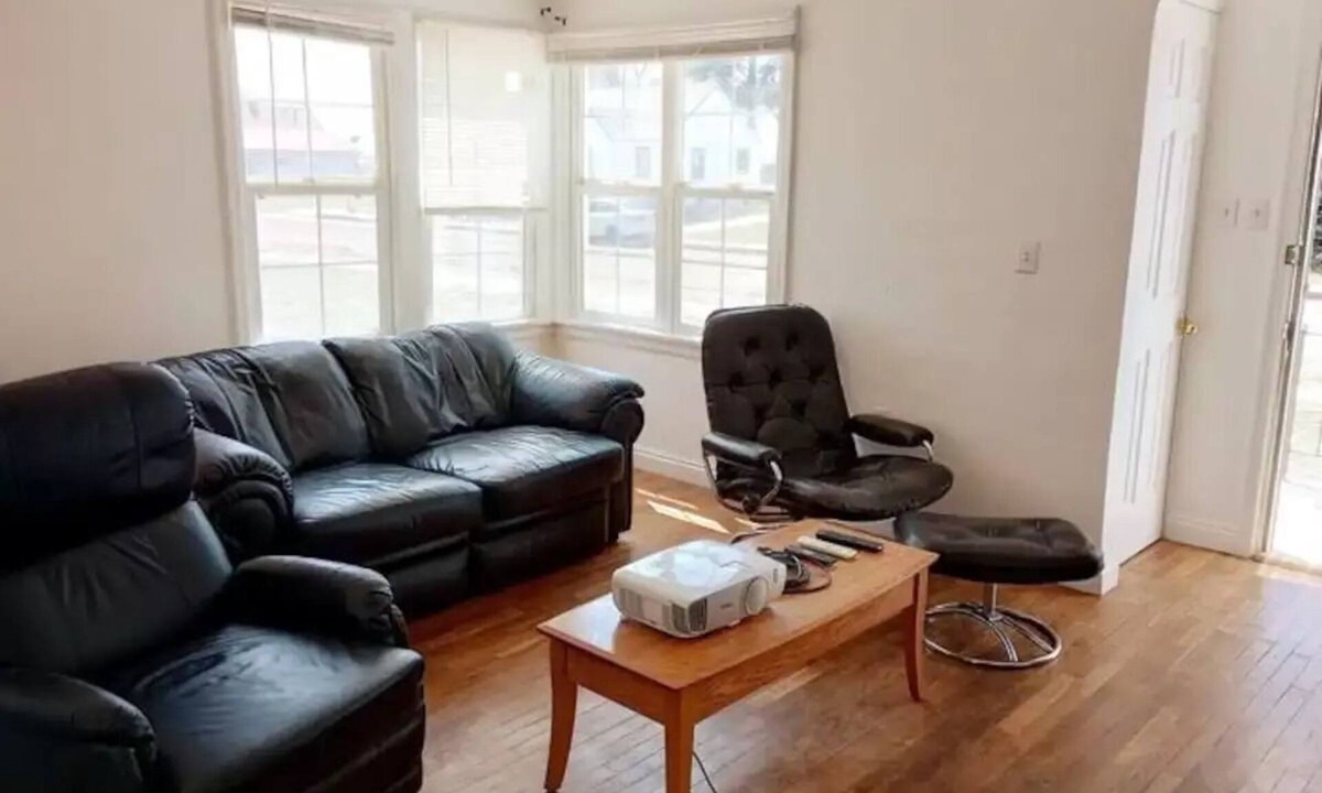 Fort Morgan House | 2bed/2bath: Luxury beds - Fiber internet