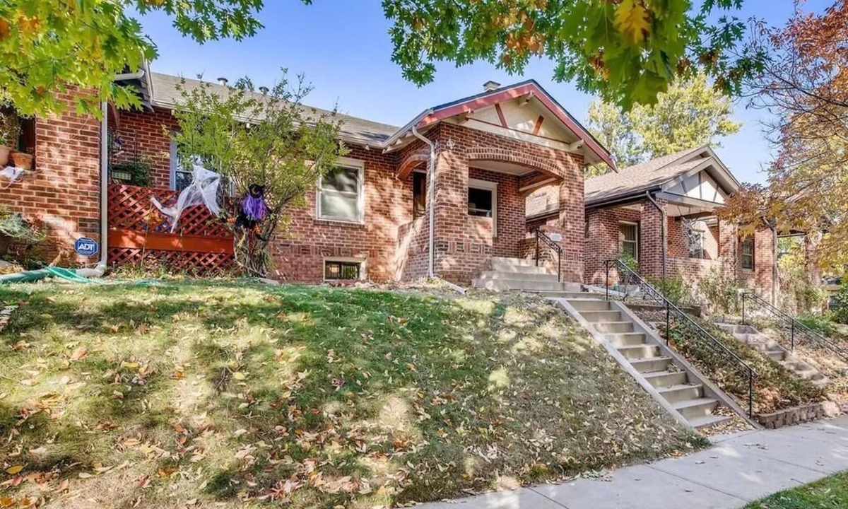 Congress Park House | 3 bedroom vacation home near Denver Botanic Gardens