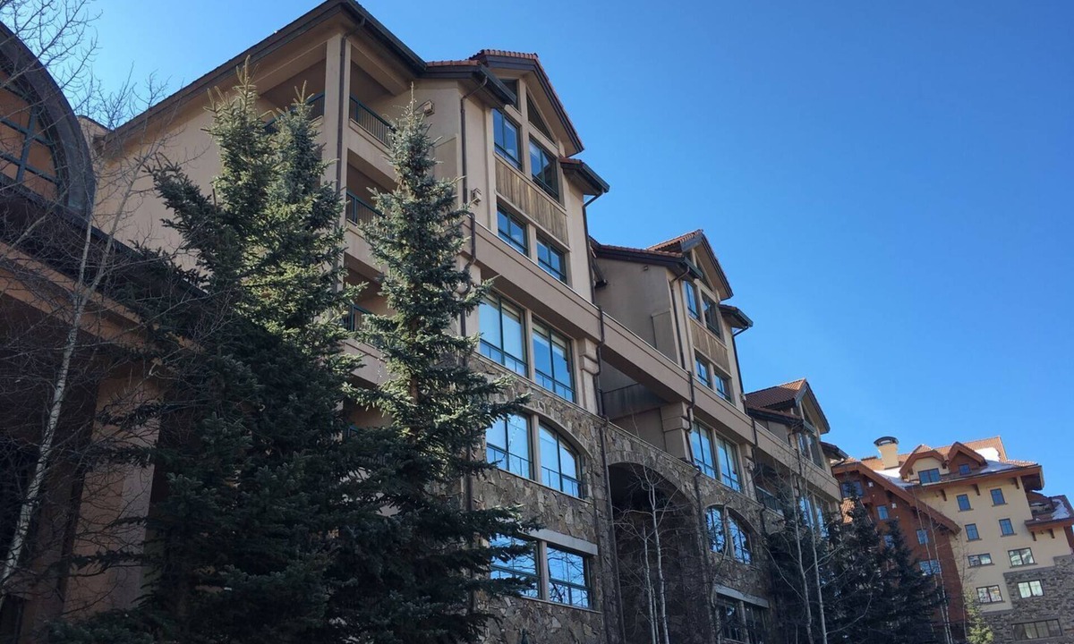 Mountain Village Condo | 3 Bedroom within the Conde Nast Top 100 Resort in the World Franz Klammer Lodge