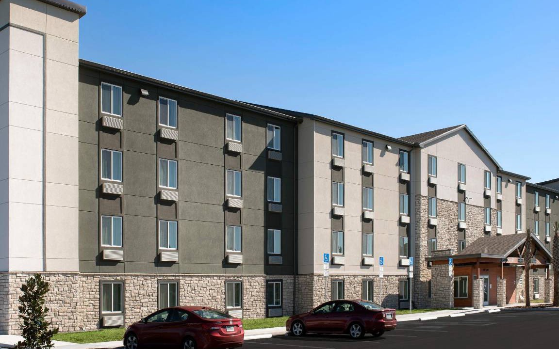 Aurora Hotel | 300 m² Hotel ∙ 127 guests