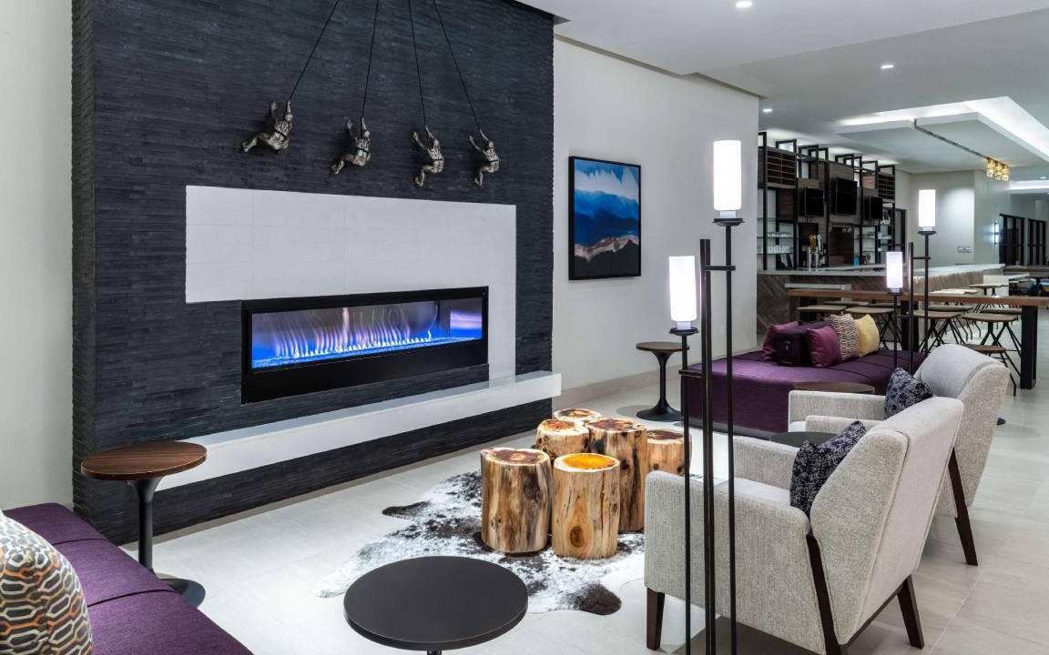 Longmont Hotel | 31 m² Hotel ∙ 127 guests