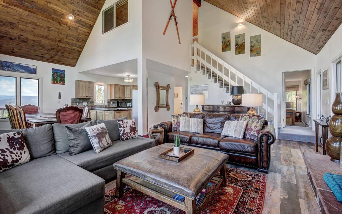 Breckenridge House | 316 m² House ∙ 4 bedrooms ∙ 10 guests