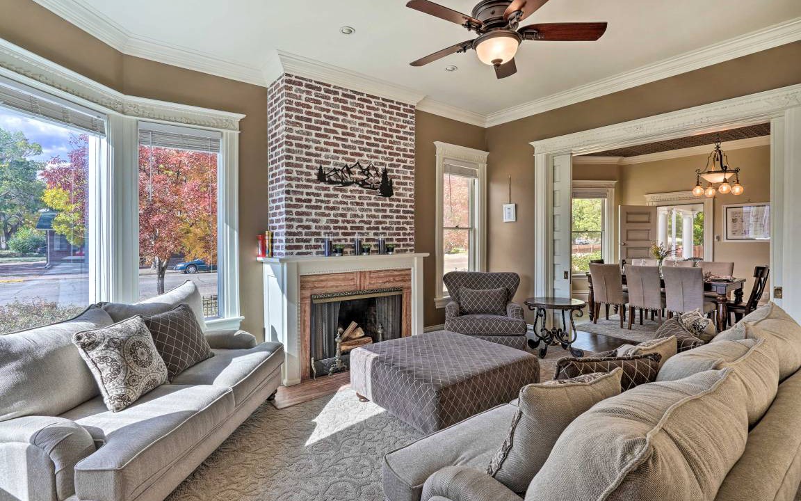 Canon City House | 330 m² House ∙ 4 bedrooms ∙ 12 guests