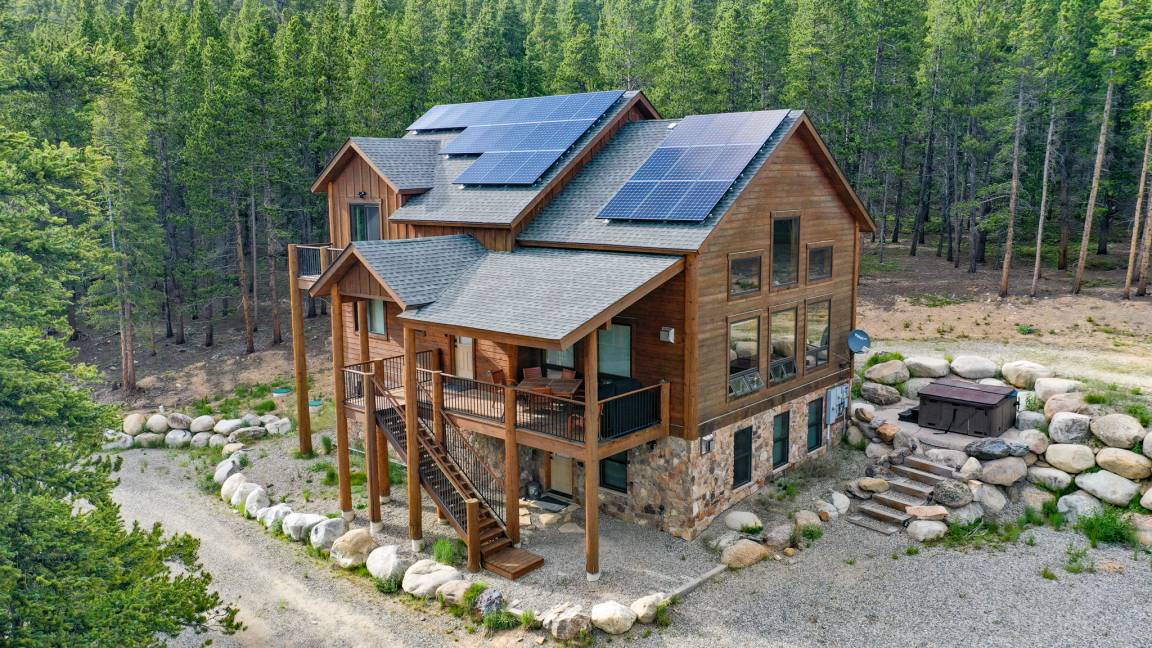Fairplay Cabin | 335 m² Cabin ∙ 4 bedrooms ∙ 8 guests
