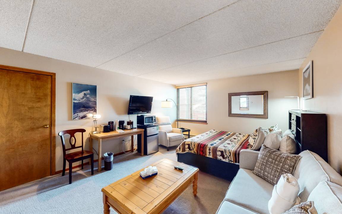 Copper Mountain Village Apartment | 34 m² Studio flat ∙ 4 guests