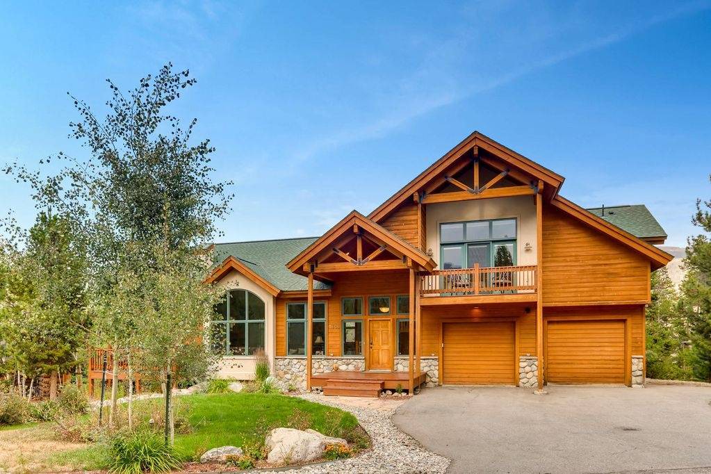 Three Peaks House | 342 m² House ∙ 4 bedrooms ∙ 10 guests