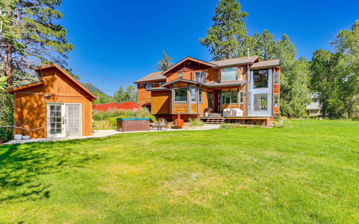 Bayfield House | 353 m² House ∙ 2 bedrooms ∙ 6 guests