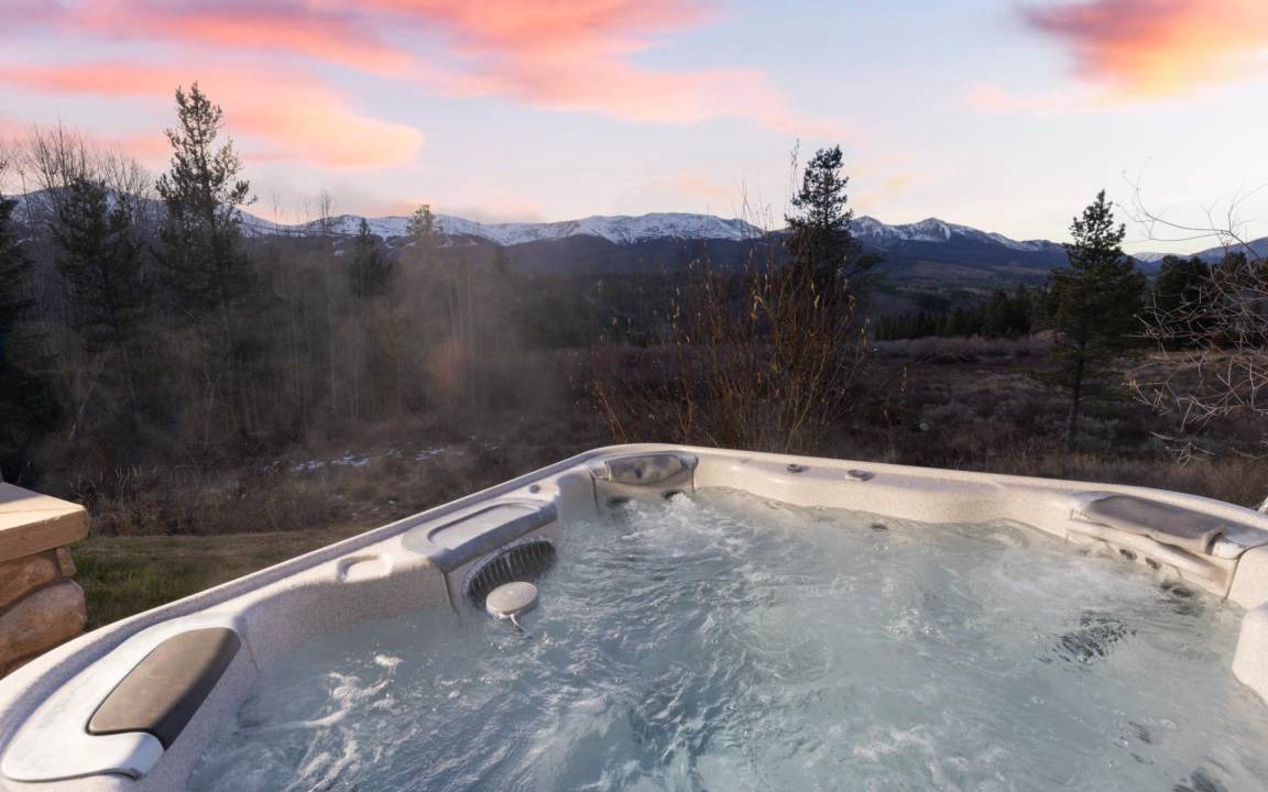 The Highlands House | 353 m² House ∙ 4 bedrooms ∙ 12 guests